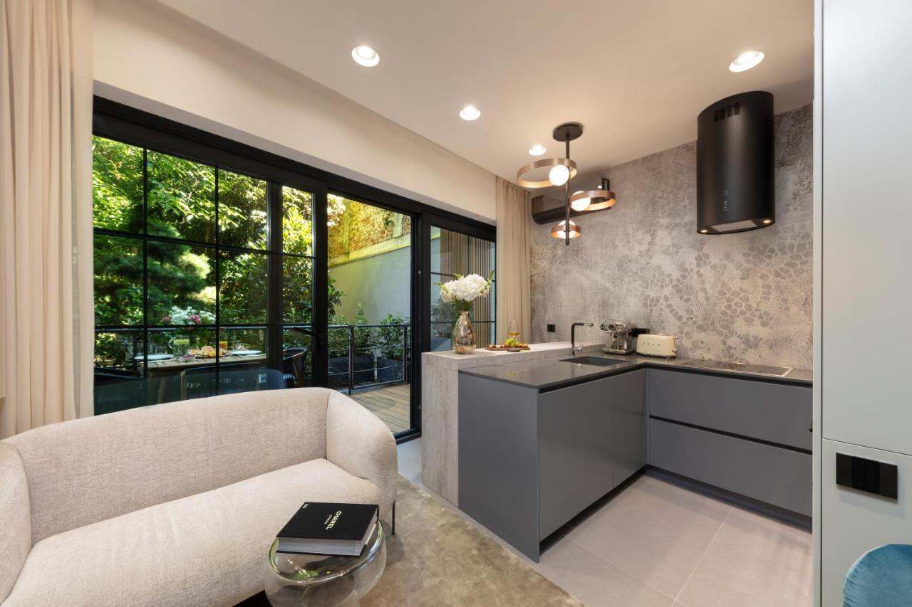 Frida'S Majestic Living Apartment Zagreb Bagian luar foto
