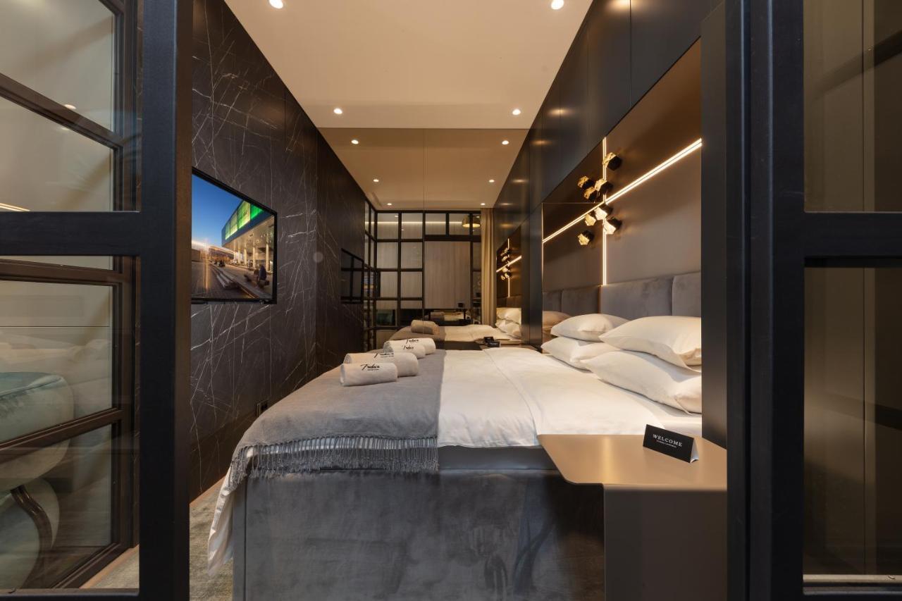 Frida'S Majestic Living Apartment Zagreb Bagian luar foto