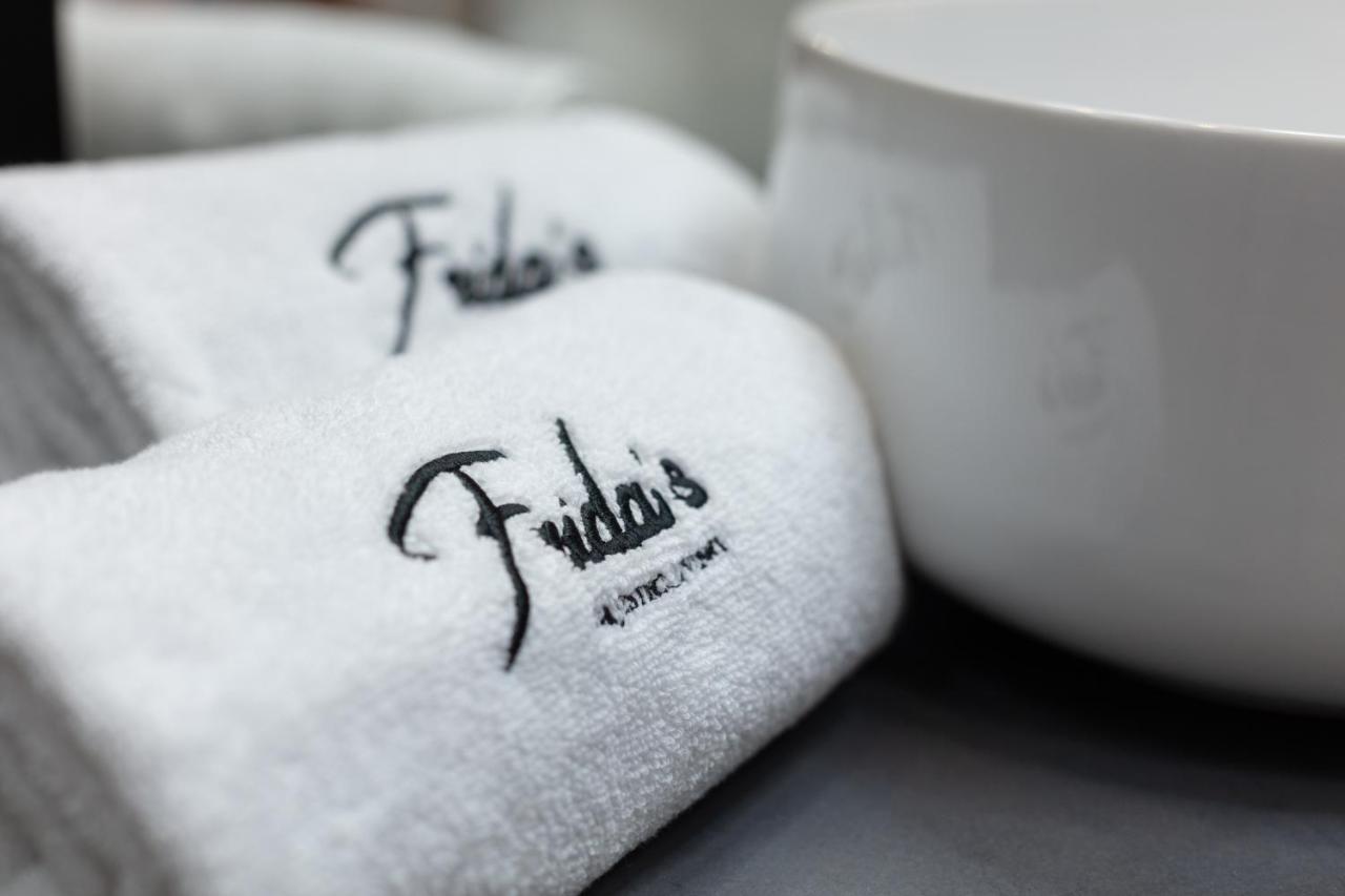 Frida'S Majestic Living Apartment Zagreb Bagian luar foto